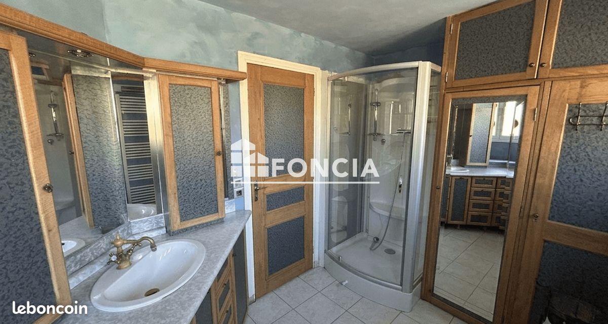 À vendre – Maison familiale avec dépendances et grand terrain à l'entrée du Mans – Changé (image 6)