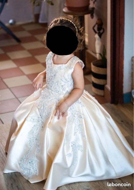 Robe de mariage Petite Fille (image 1)