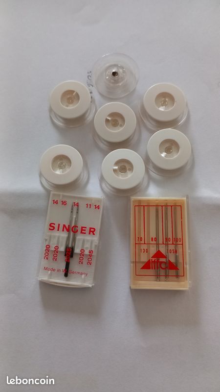 Canettes et aiguilles de machine a coudre (image 1)