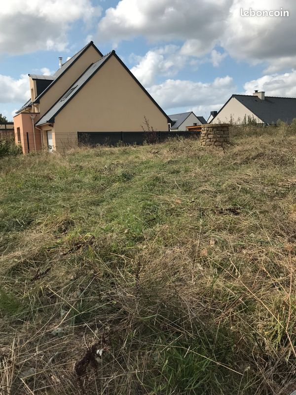 Terrain viabilisé · à Guichen · 85 000 €