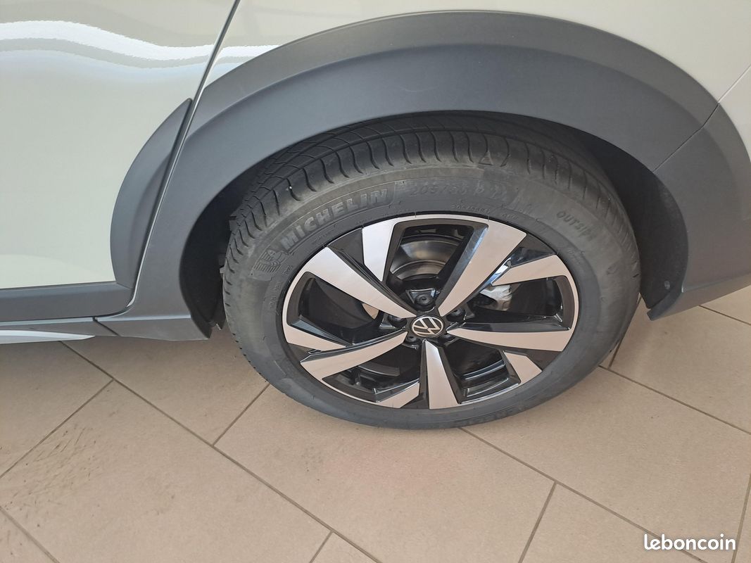VOLKSWAGEN Taigo 1.0 TSI 110 DSG7 Style (image 33)