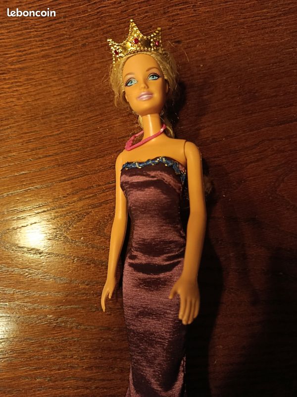 Poupée barbie robe fourreau (image 4)