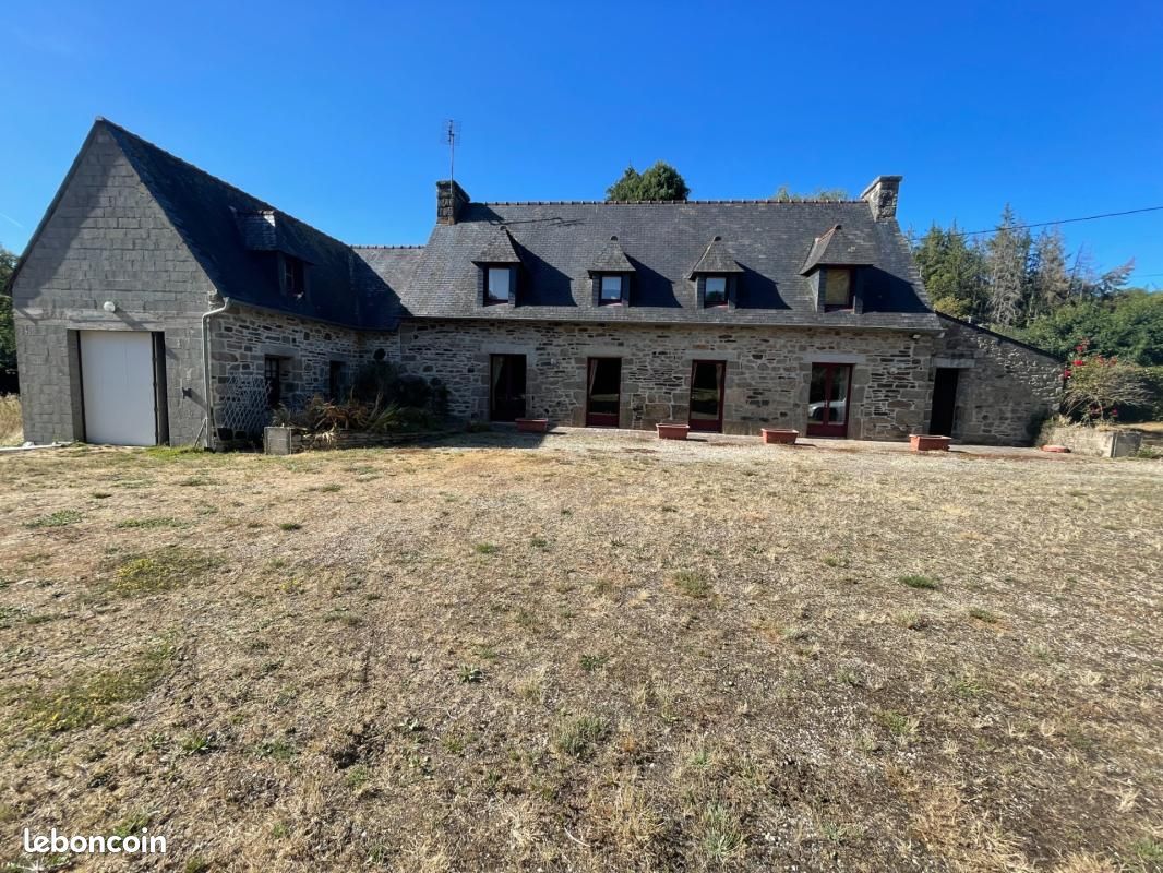 Maison 5 pièces 136 m² · à Plounévez-Quintin · 136 m² · 200 000 €