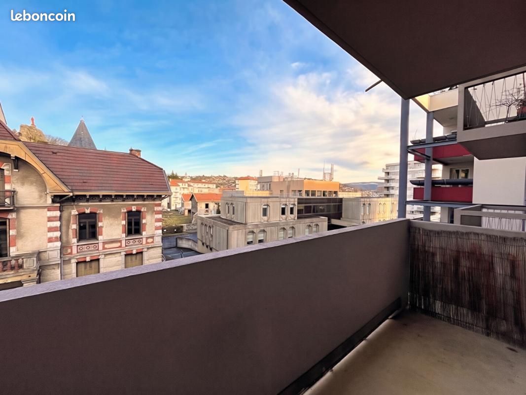 Appartement 3 pièces 74 m² · au Puy-en-Velay · 74 m² · 134 400 €