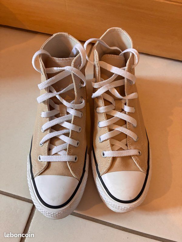 Converses (image 2)