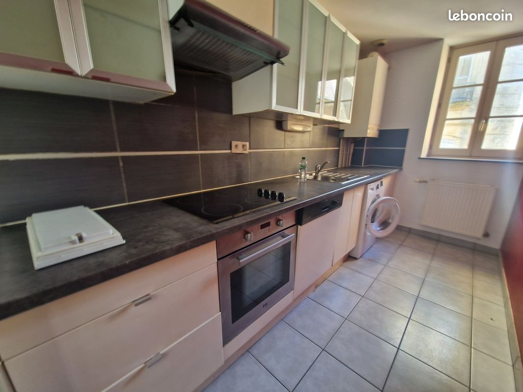 Appartement 4 pièces 83 m² · à Sedan · 83 m² · 77 000 €
