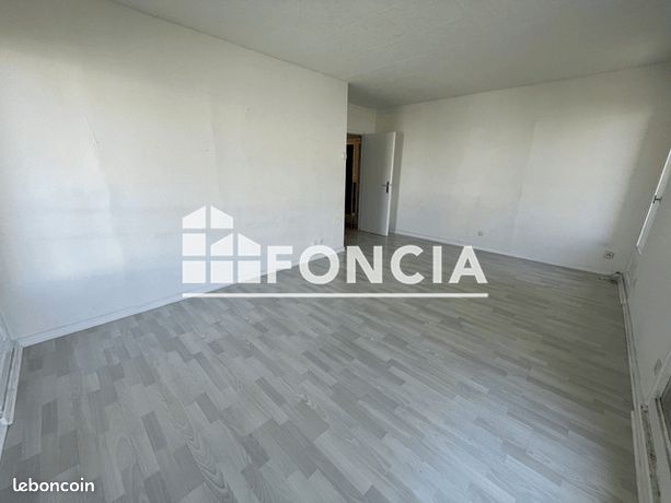 Appartement a louer maurepas - 4 pièce(s) - 82 m2 - Surfyn