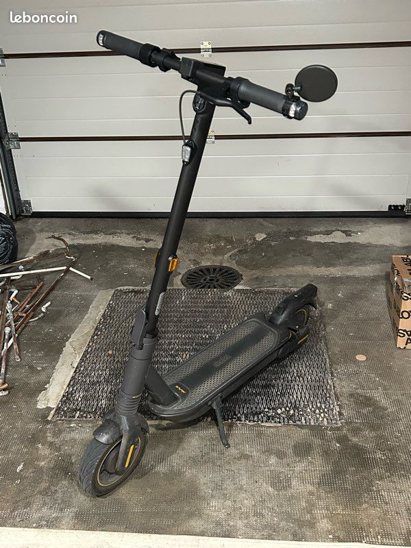 Trottinette électrique Ninebot G2 Max - Neuf Avec Défauts Mineurs - Moteur électrique