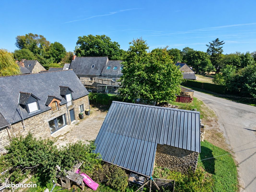 Maison 4 pièces 94 m² · à Dingé · 94 m² · 195 000 €