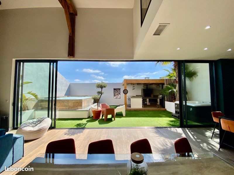 Maison 5 pièces 220 m² · à Coursan · 220 m² · 590 000 €