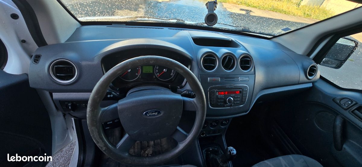 Ford connect 1l8 tdci 75 cv an 2010 (image 3)