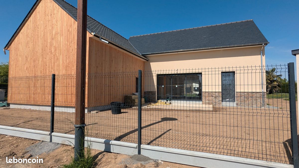 Maison 3 pièces 70 m² · à Saint-Père-Marc-en-Poulet · 70 m² · 1 200 €