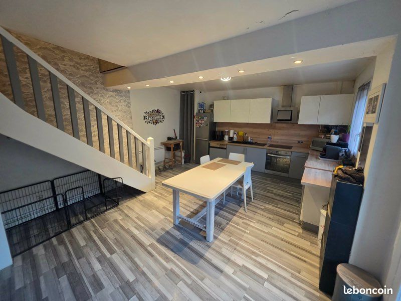 Maison 3 pièces 77 m² · à Saint-Martin-la-Garenne · 77 m² · 189 000 €