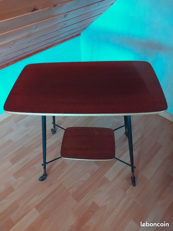 Table vintage (image 1)
