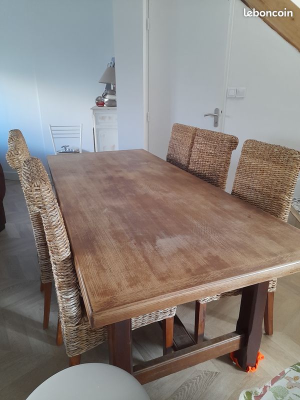 Table en bois (image 3)