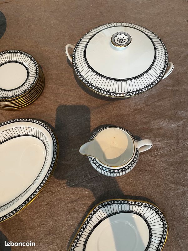 Service Wedgwood Colonnade (image 3)