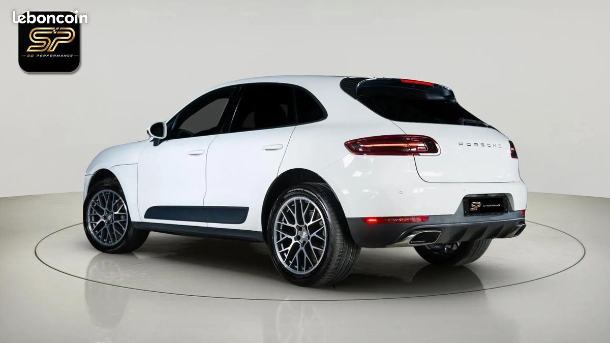Porsche Macan 2.0 252 ch PDK * Toit Panoramique * Volant Chauffant * Sièges Ventilés * Cuir Noir * Caméra * LED (image 7)