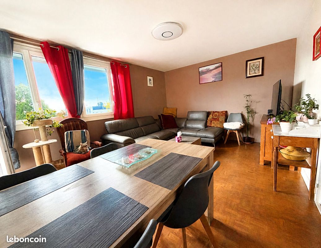 Appartement 5 pièces 86 m² · à Mont-Saint-Aignan · 86 m² · 190 000 €