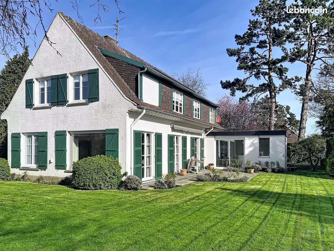 Maison 5 pièces 189 m² · à Linselles · 189 m² · 620 000 €