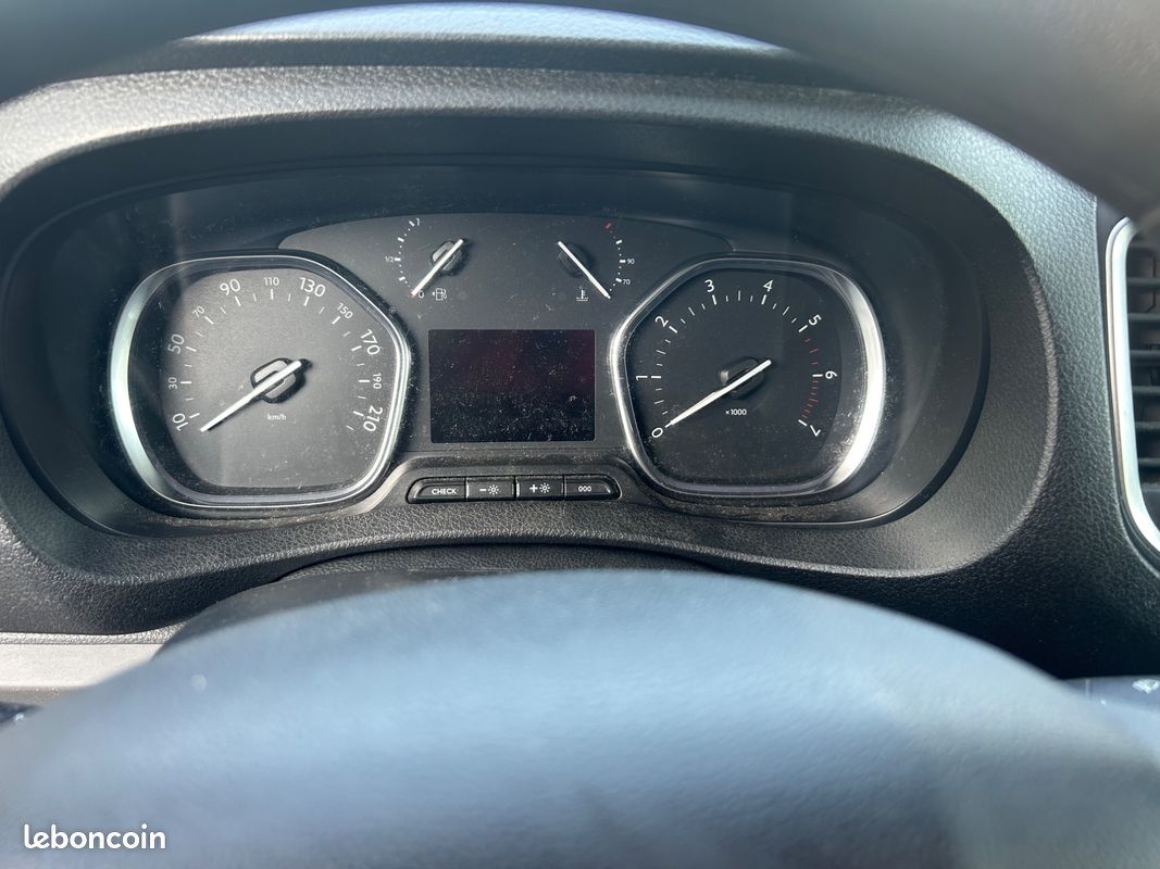Peugeot expert peugeot expert - asphalte 2.0 l bluehdi 150ch 6 places tva recuperable (image 7)