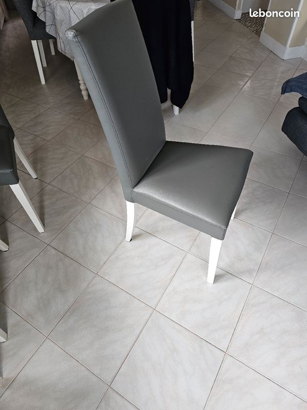 Lot 6 chaises salle à manger (image 1)