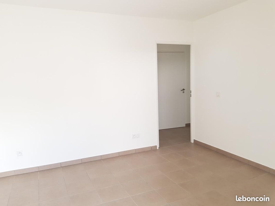 Appartement 3 pièces 63 m² · à Saint-Priest · 63 m² · 962 €/mois