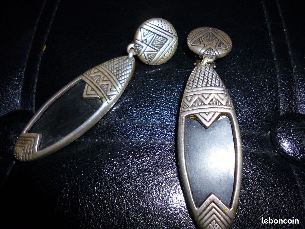 Boucles d'oreilles et broche Daniel Hechter (image 2)