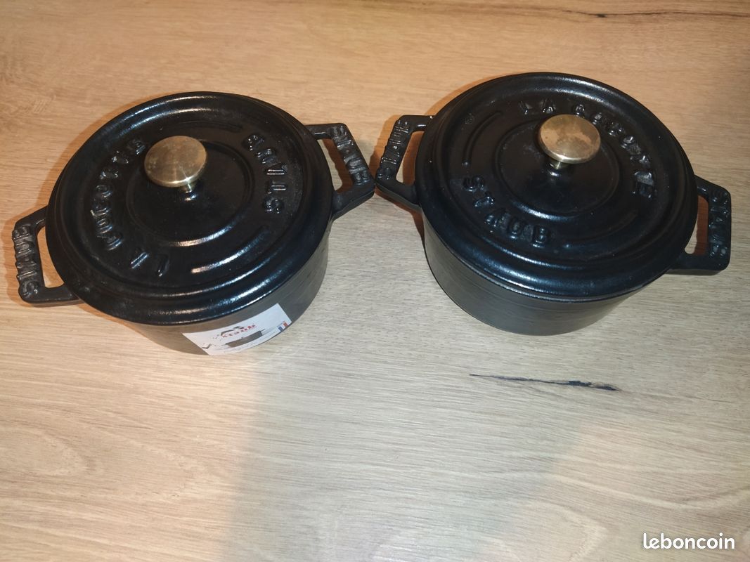 Lot de 2 mini cocottes Staub (image 1)