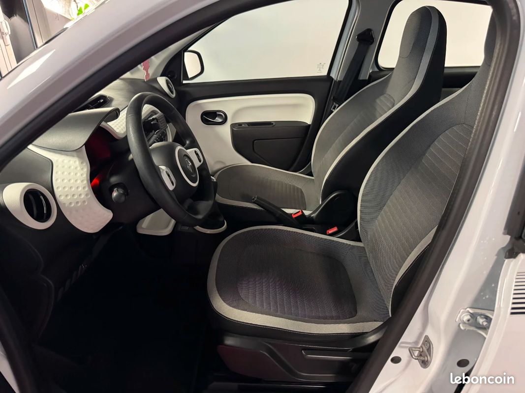 RENAULT TWINGO III 1.0 SCe 70 E6C Limited / REGULATEUR / BLUETOOTH / SUIVI RENAULT (image 7)
