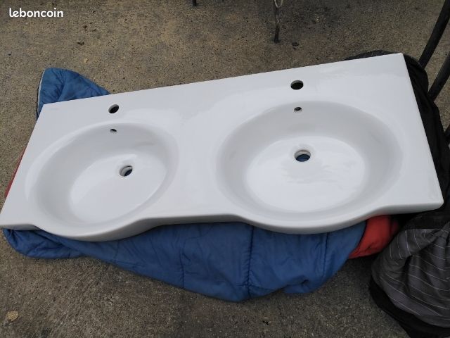 Lavabo (image 1)