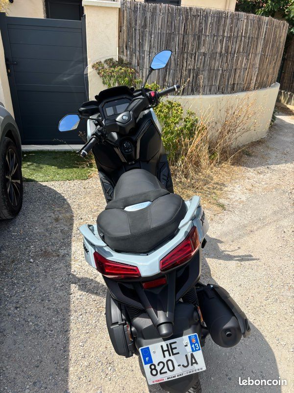 Xmax 125 techmax + 2025 (image 2)