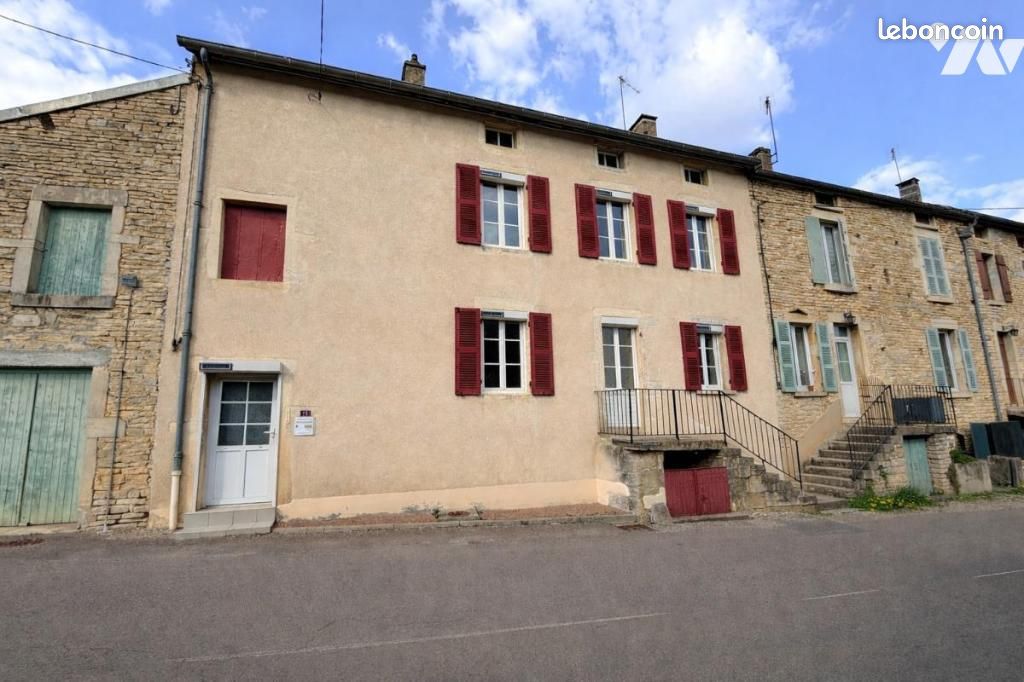 Maison 94 m² · à Arcenant · 94 m² · 243 000 €