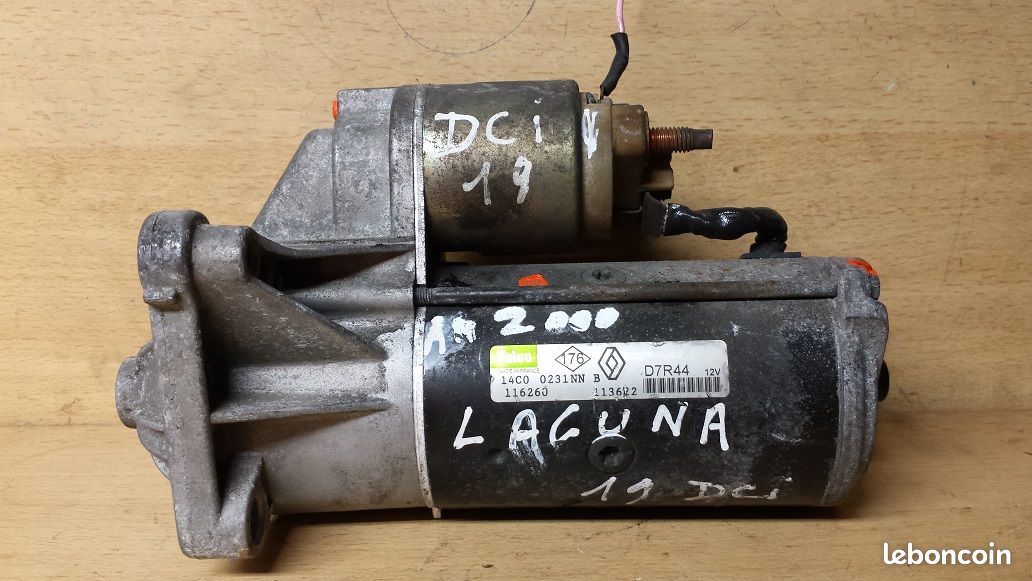 Démarreur Valeo D7R44 laguna trafic 1.9 dci peu servi (image 1)