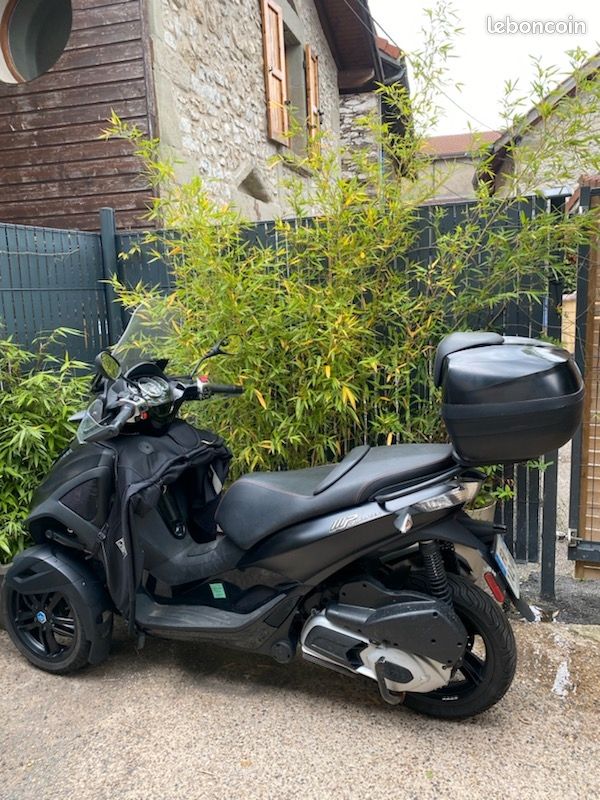 Bouchon De Réservoir Essence Origine Piaggio 259832 Pour MP3 Yourban 2011-2015 - Noir