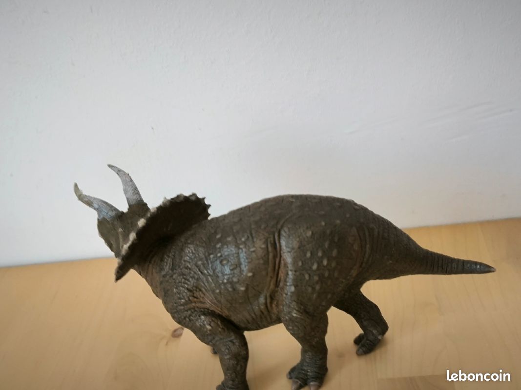 Tricératops Papo - Dinosaures figurines animaux (image 5)