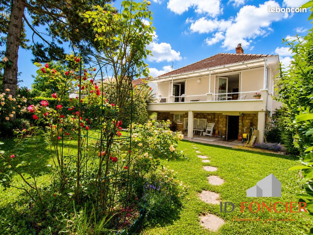 Maison 5 pièces 110 m² · à Morangis · 110 m² · 349 070 €