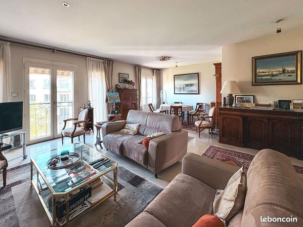 Appartement 6 pièces 132 m² — 2