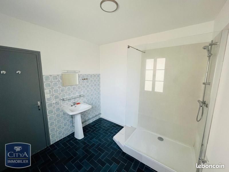 Location appartement studio - Rochefort 17300 (image 2)