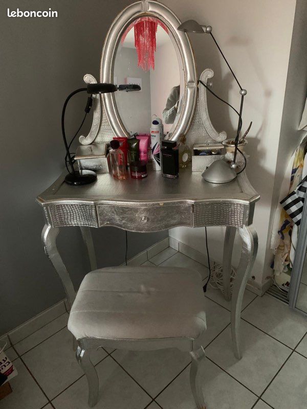 Coiffeuse (image 1)