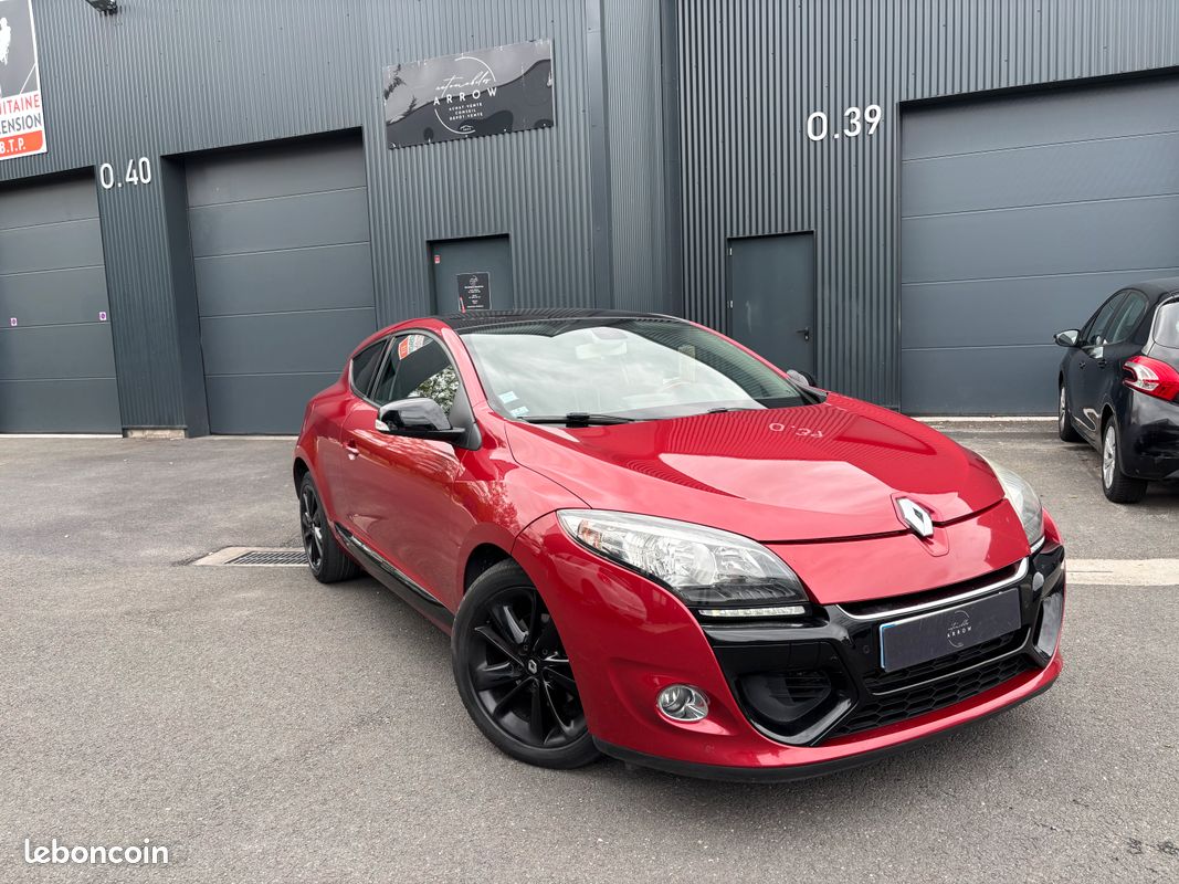 RENAULT Mégane III 1.6 DCi 130ch Bose - Garantie 6 mois - Entretien complet ✅ (image 15)