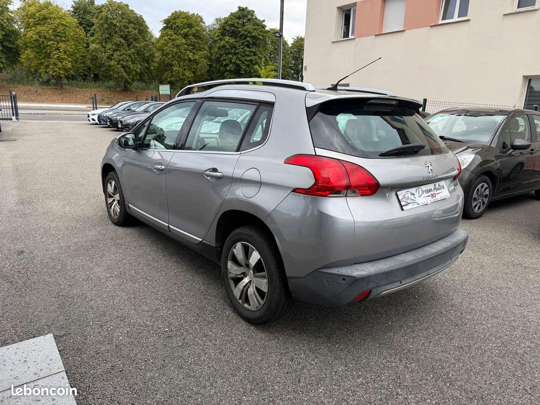 Peugeot 2008 1.6 e-hdi 92 active (image 4)