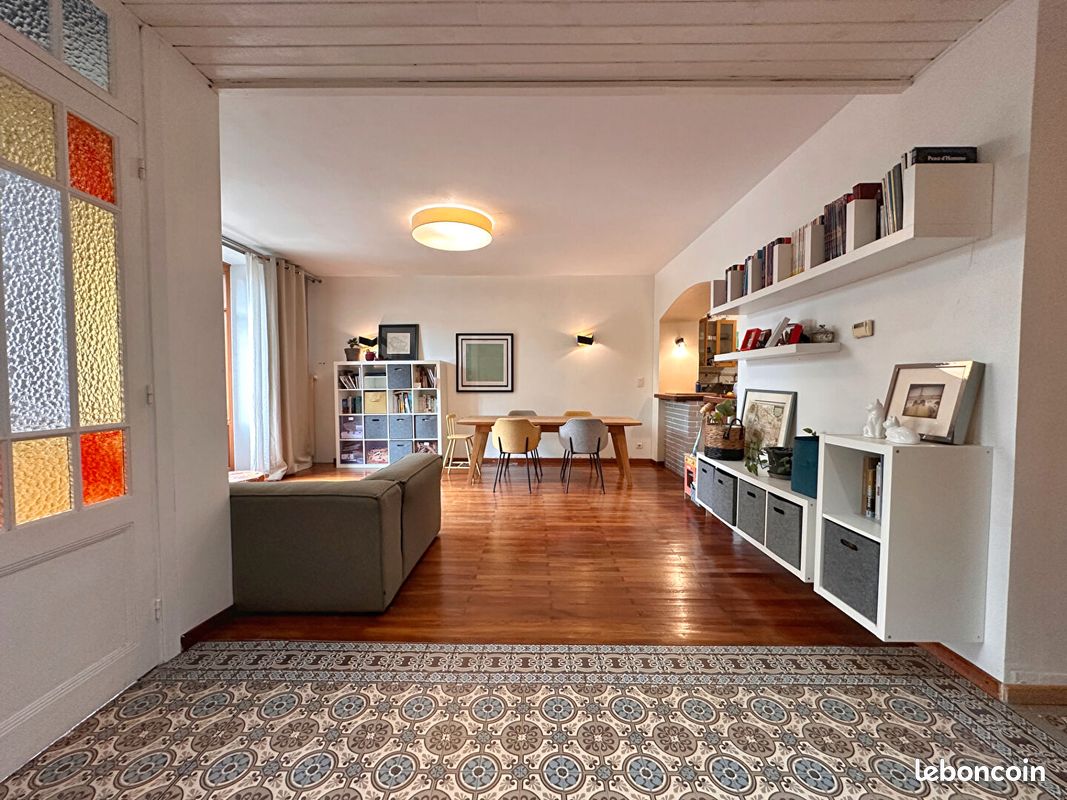 Appartement 3 pièces 84 m² · à Chambéry · 84 m² · 289 000 €