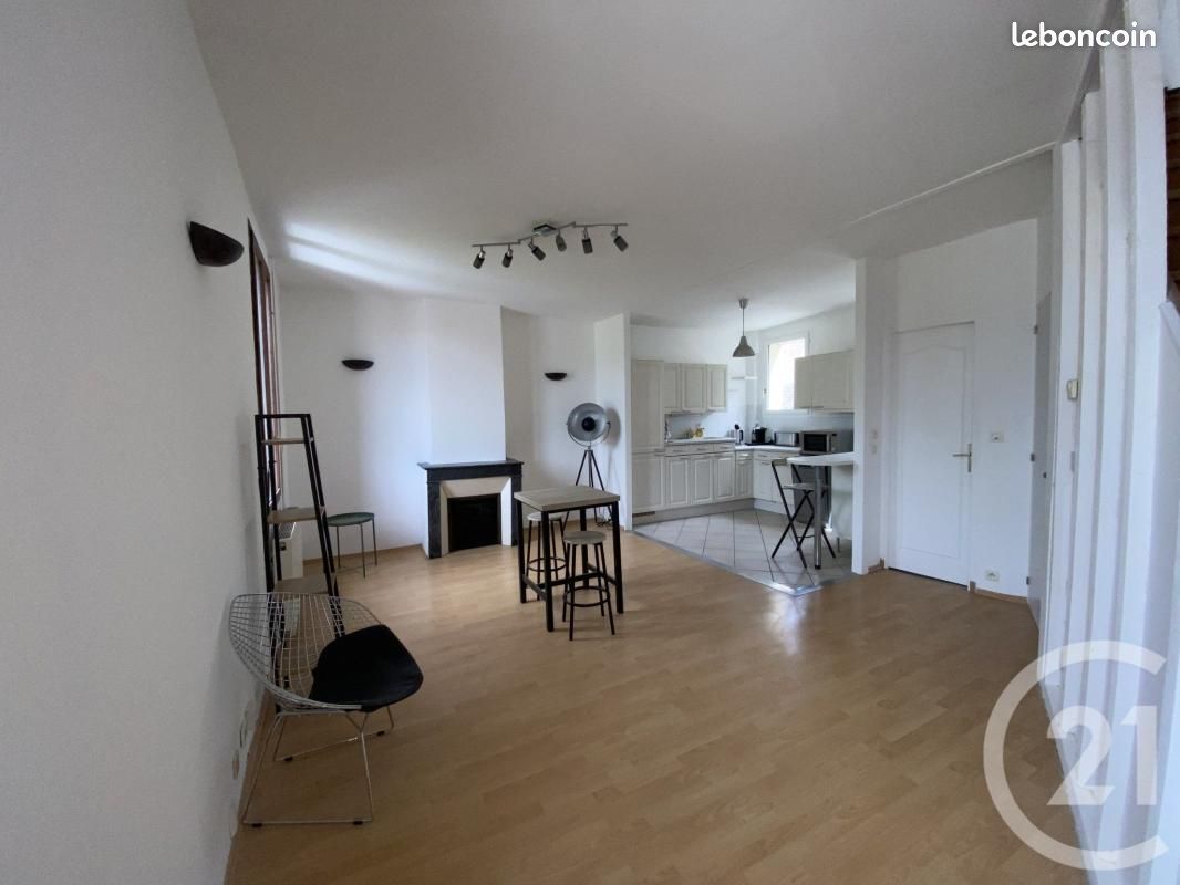Maison 4 pièces 92 m² · à Saint Quentin · 92 m² · 750 €/mois