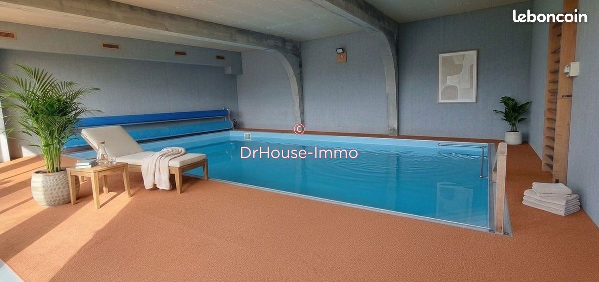 Maison 9 pièces 230 m² · à Rodez · 230 m² · 498 000 €