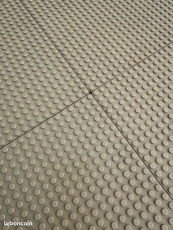 Table fabriquée lego (image 4)