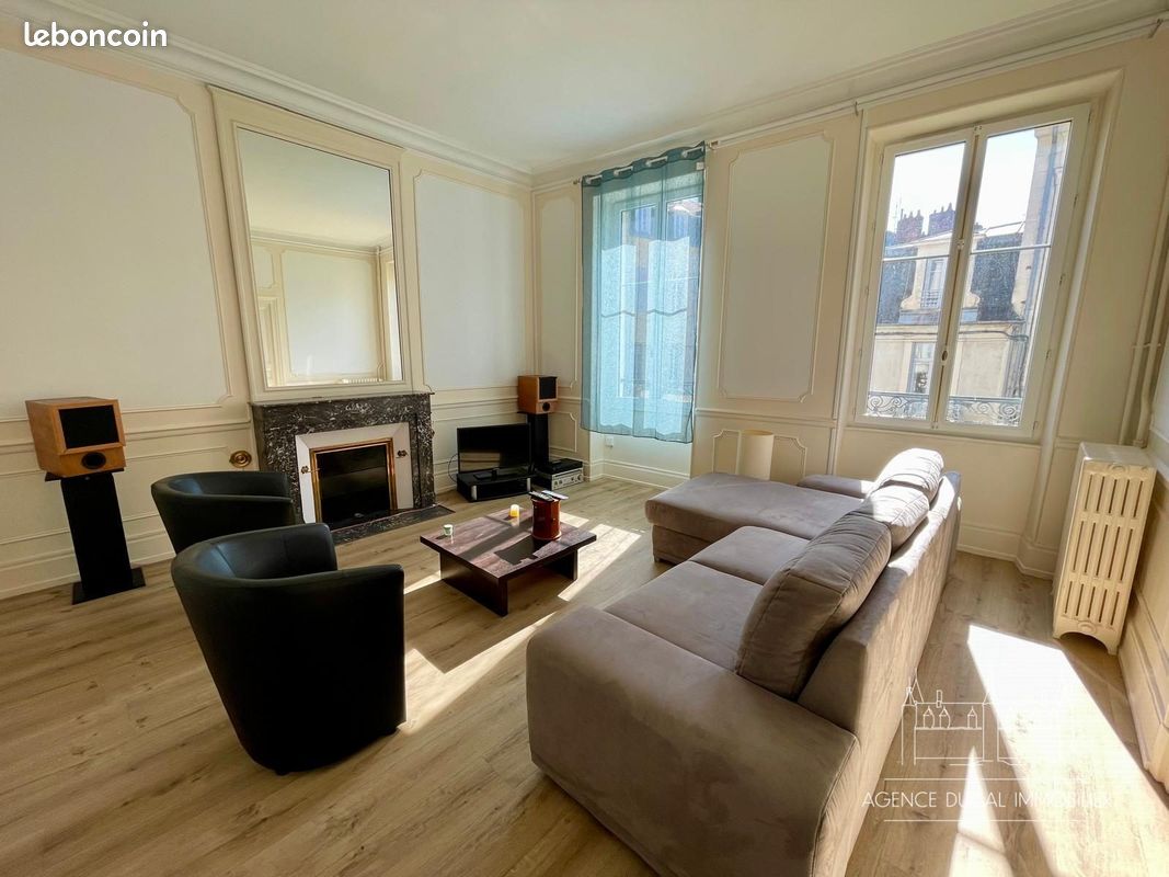 Immeuble 448 m² · à Nevers · 448 m² · 450 000 €