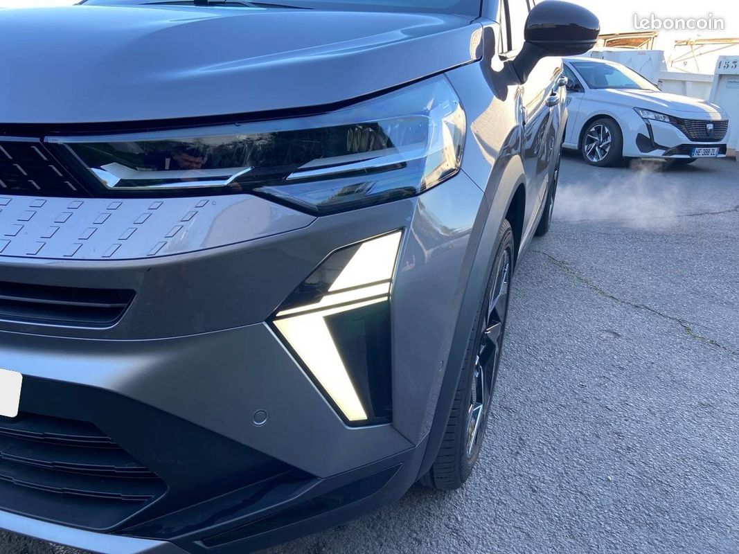 RENAULT Captur E-Tech full hybrid 145 ch esprit Alpine (image 26)