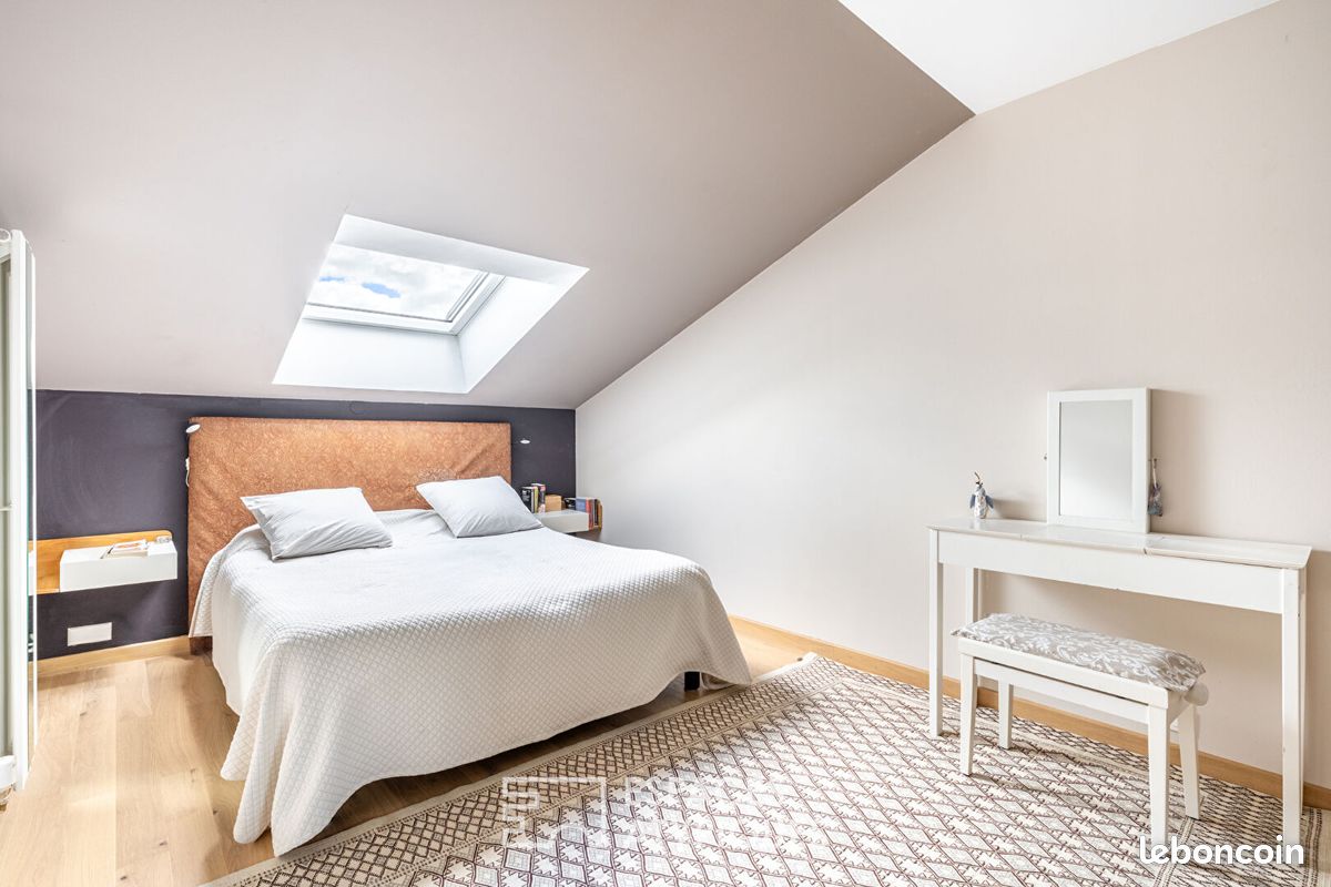 Appartement 5 pièces 123 m² · à Neuville-sur-Saône · 123 m² · 369 000 €