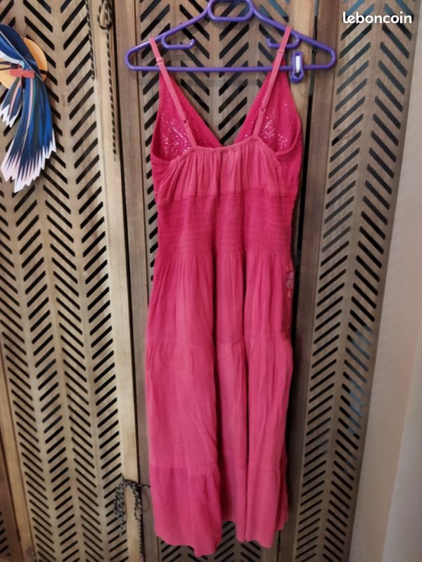 Robe bretelles rouge (image 2)
