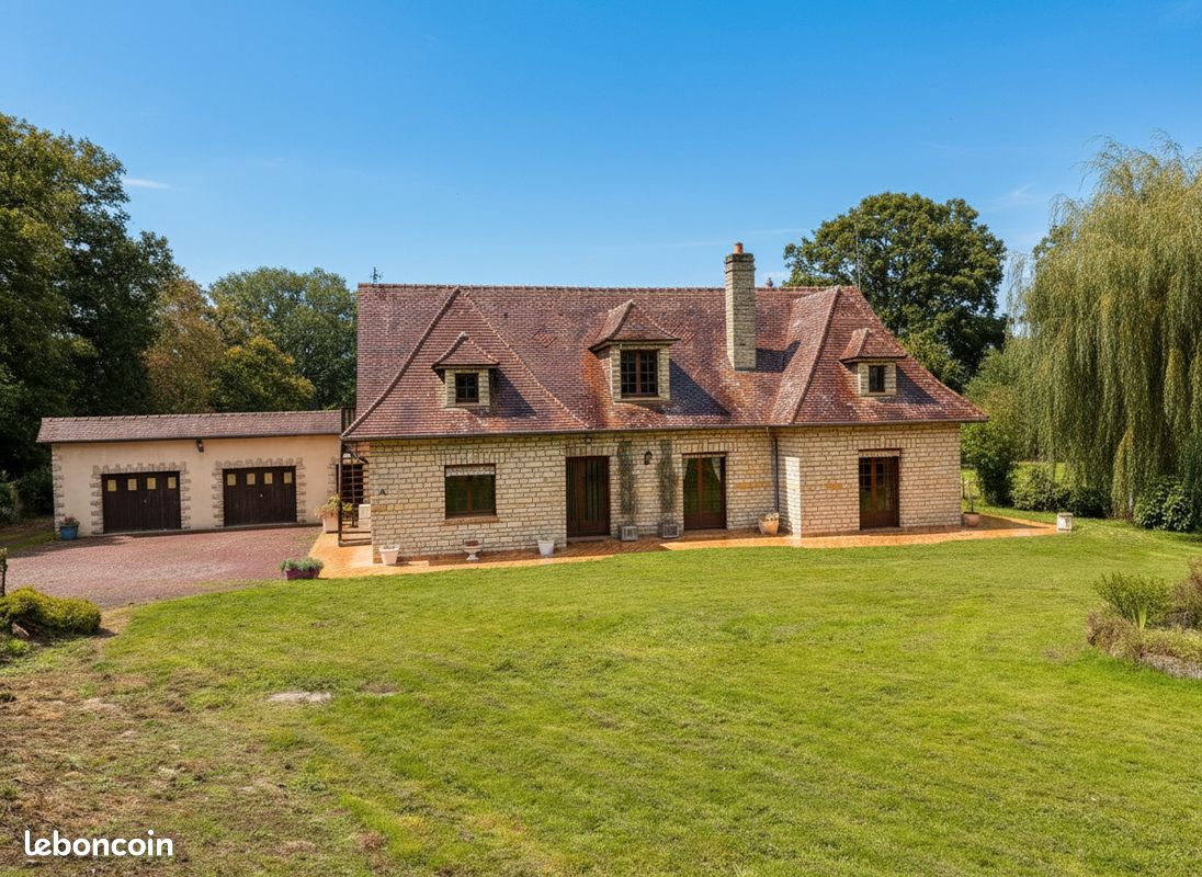 Maison 8 pièces 232 m² · à Ceaucé · 232 m² · 254 060 €